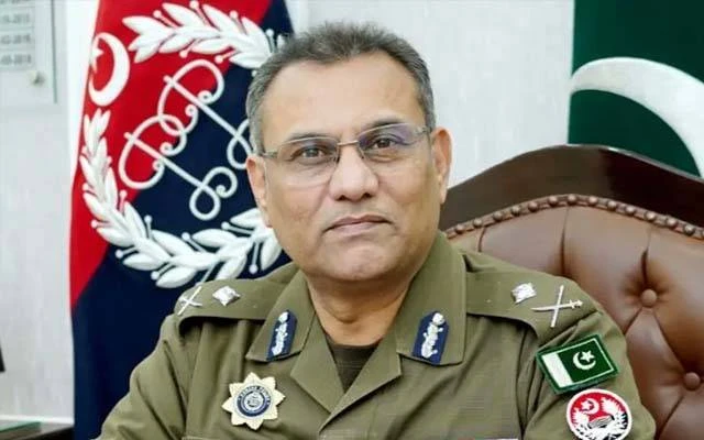 IG Punjab to Provide Laptops to Children of Martyred Police Officers
