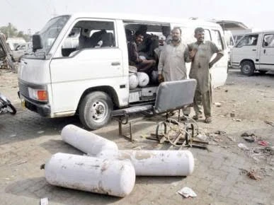 Karachi Bans CNG and LPG in Vehicles Used for Student Transport